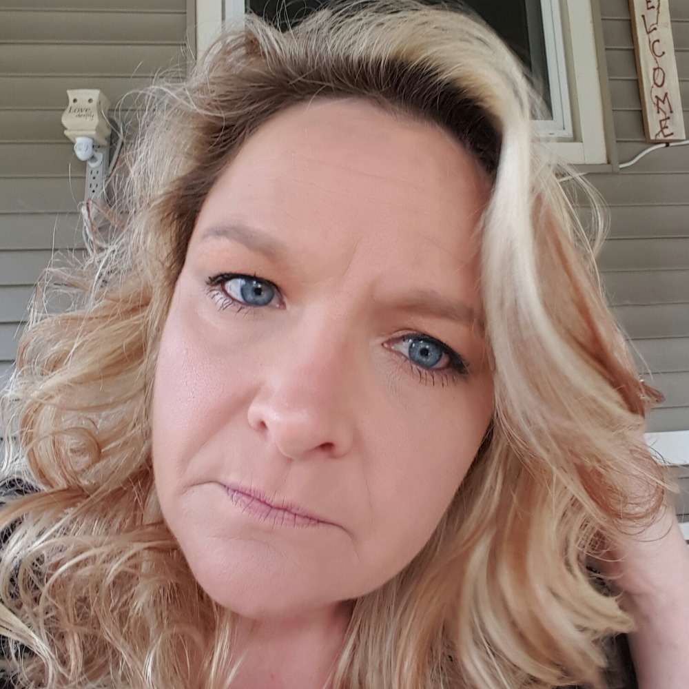 Meet your Posher, Bobbi